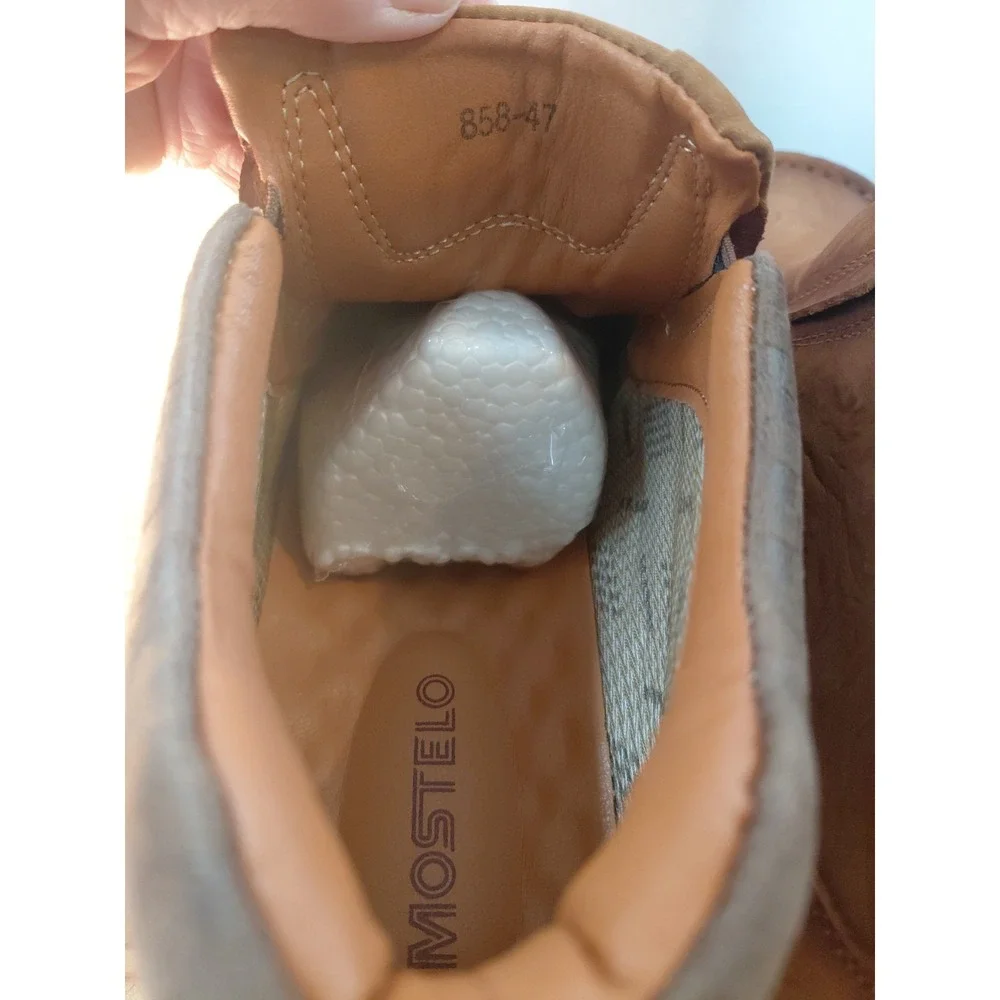 New Mostelo Shoes Men US 12, EUR 47 Hiking Comfort Outdoor Brown/Aged Tan